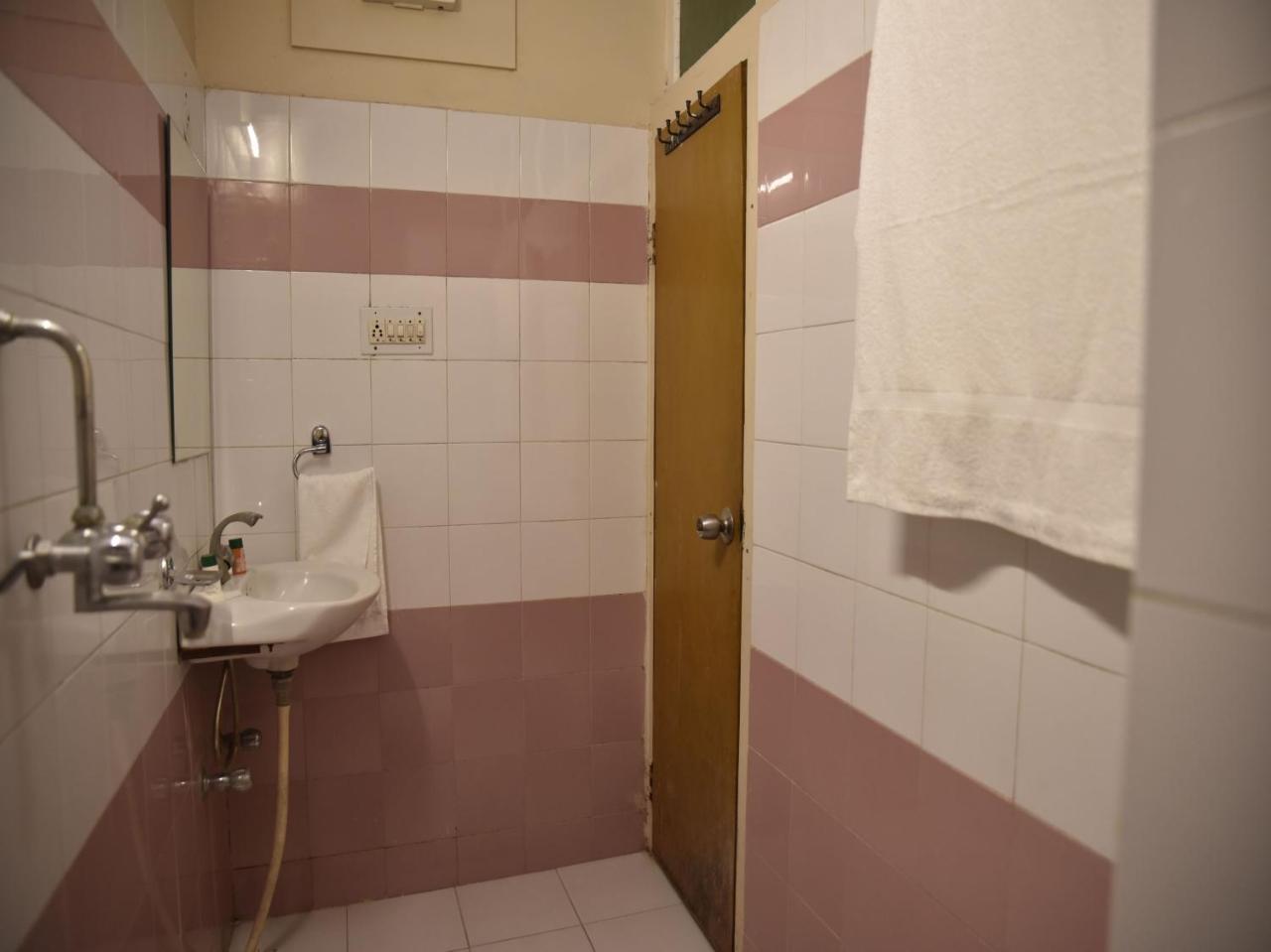 Hotel Rang Mahal Near Jaipur International Airport المظهر الخارجي الصورة