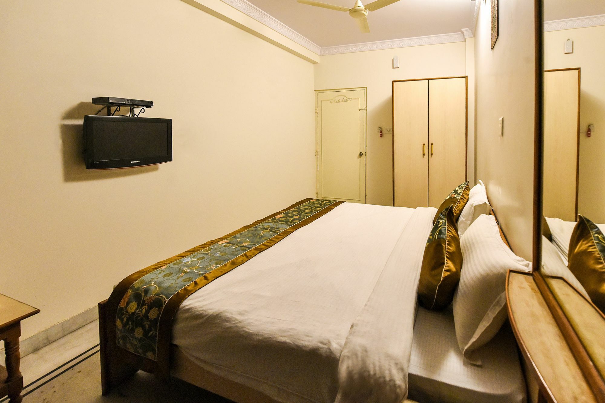 Hotel Rang Mahal Near Jaipur International Airport المظهر الخارجي الصورة